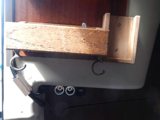 USB-Steckdose - Bild 6 (BB achtern)