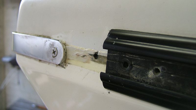 Scheuerleiste vorn Bb_1.JPG