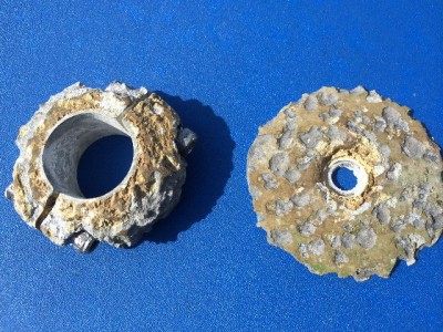 Opferanode (Mg) an Ruderblatt und Welle DY25
