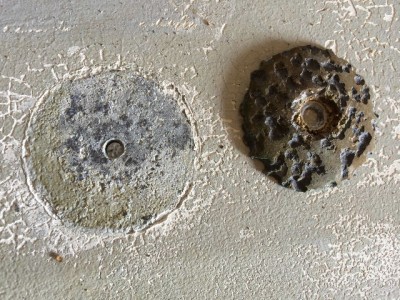 Opferanode-Mg-Ruderblatt-DY25.JPG (118.7 KiB) 6840 mal betrachtet Opferanode (Mg) nach Gebrauch