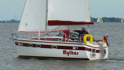 Kopie von Jantar 23 Mythos unter Segeln.JPG