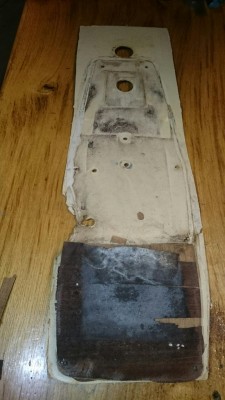 Sperrholz auf der Unterseite vom Himmel